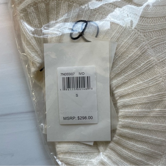 7 For All Mankind Sweater - Picture 6 of 6